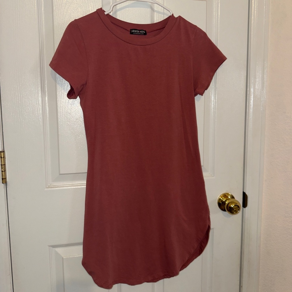 Fashion Nova Dusty Rose T-Shirt Dress – Curved Hem – Size Small